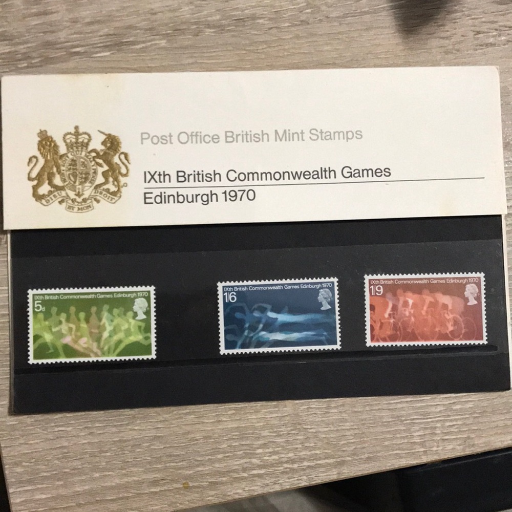 UK Postage IXth British Commonwealth Games Edinburgh 1970 1/9 1/6 5d Lot Stamps